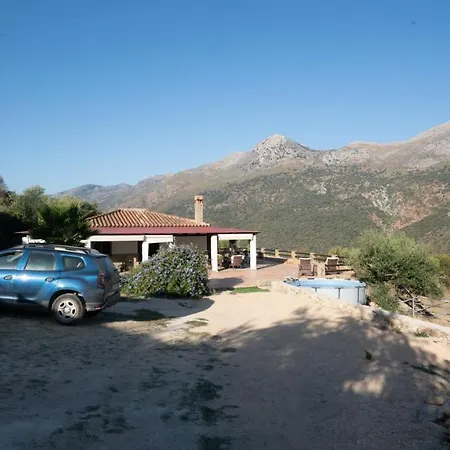 Chalet El Higueron